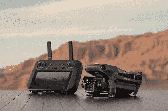 DJI MAVİC 3 PRO FLY MORE COMBO (DJI RC PRO)