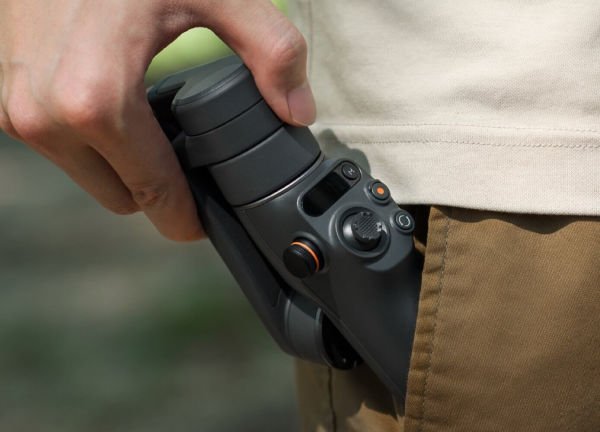 DJI Osmo Mobile 6 Gimbal