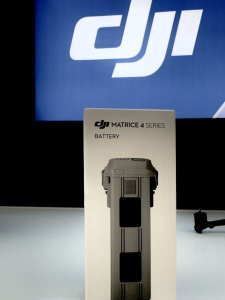 DJI MATRİCE 4 SERİ BATARYA